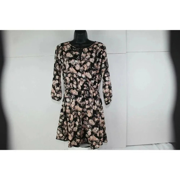 ladies LUSH floral pattern skirt size M - Picture 1 of 7